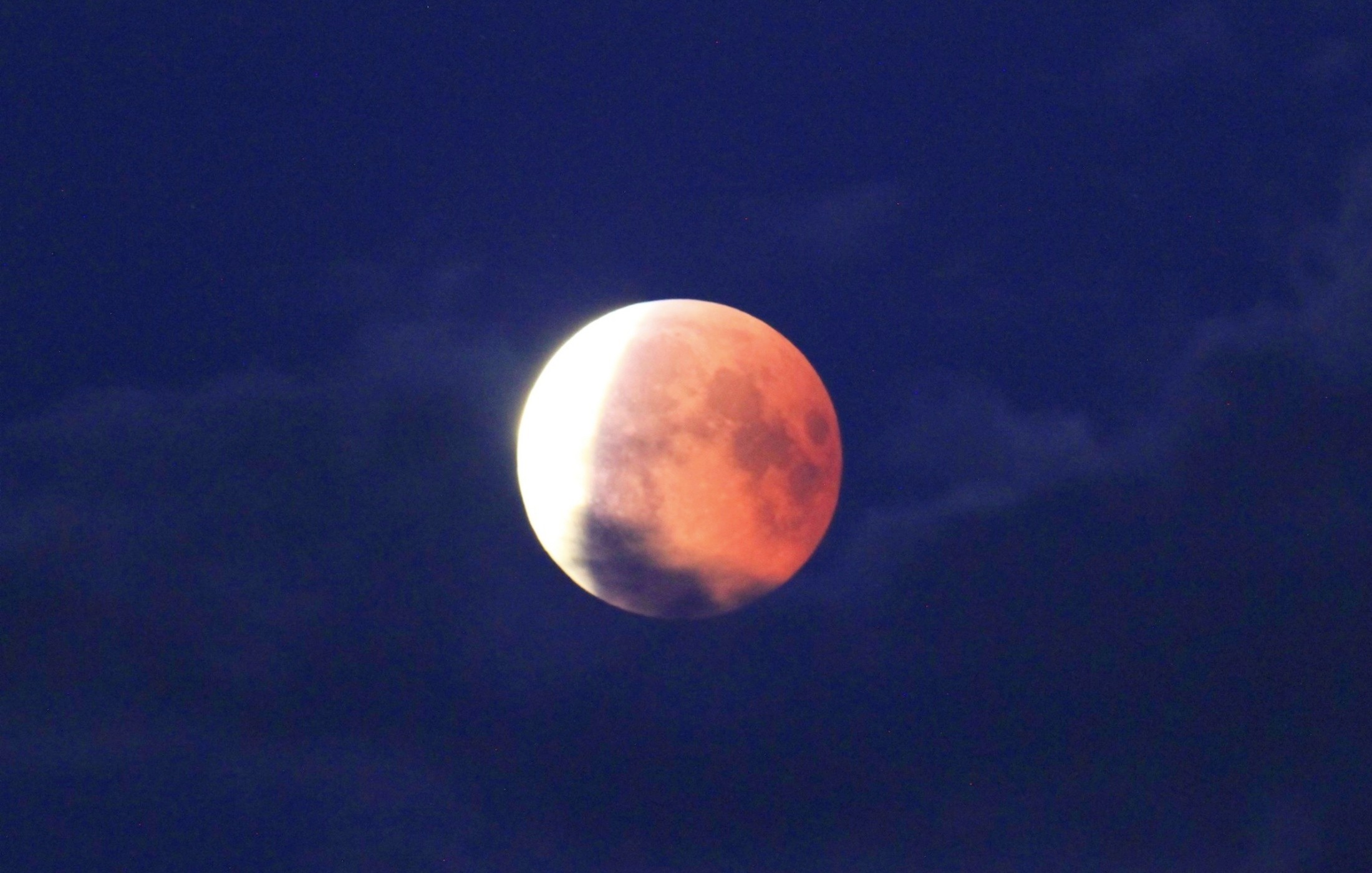 『赫月 moon』 张宝鹏| 300 块的镜头拍出来的月亮#moon #moonshot #longfocus